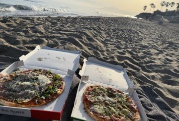 Pizza Time Pizzeria Las Chapas Elviria Capobino