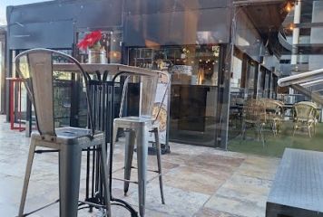 La Mafia Se Sienta a La Mesa - Castellana