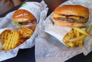 Carl's Jr - Plaza Mayor