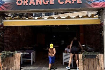 Orange Cafe