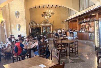 La Taberna Del Castillo