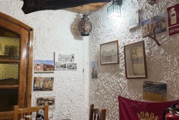 Restaurante /Tasca la Cueva de Madera